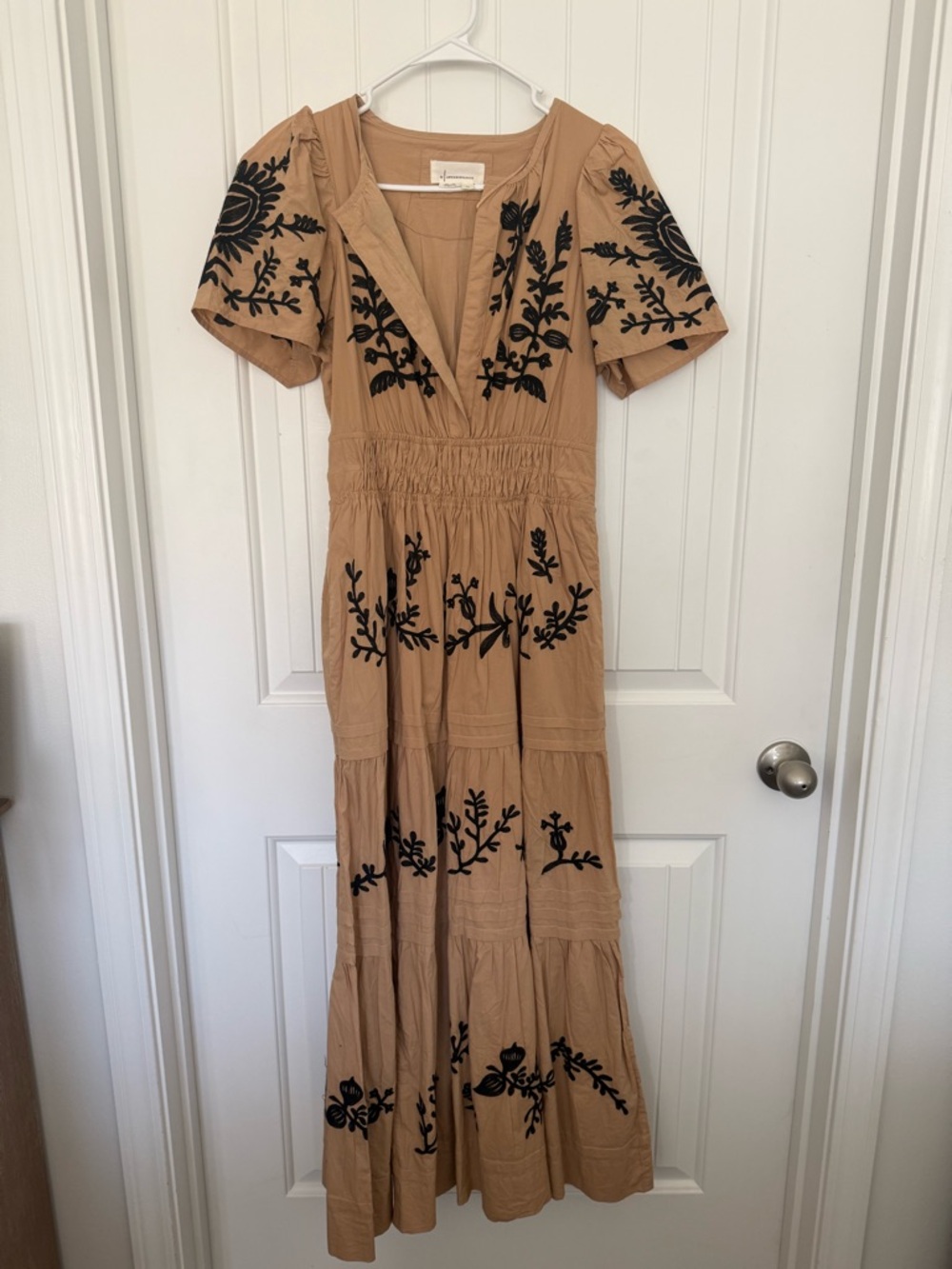 Anthropologie somerset dress V-Neck Maxi Dress in Tan with Black Floral details